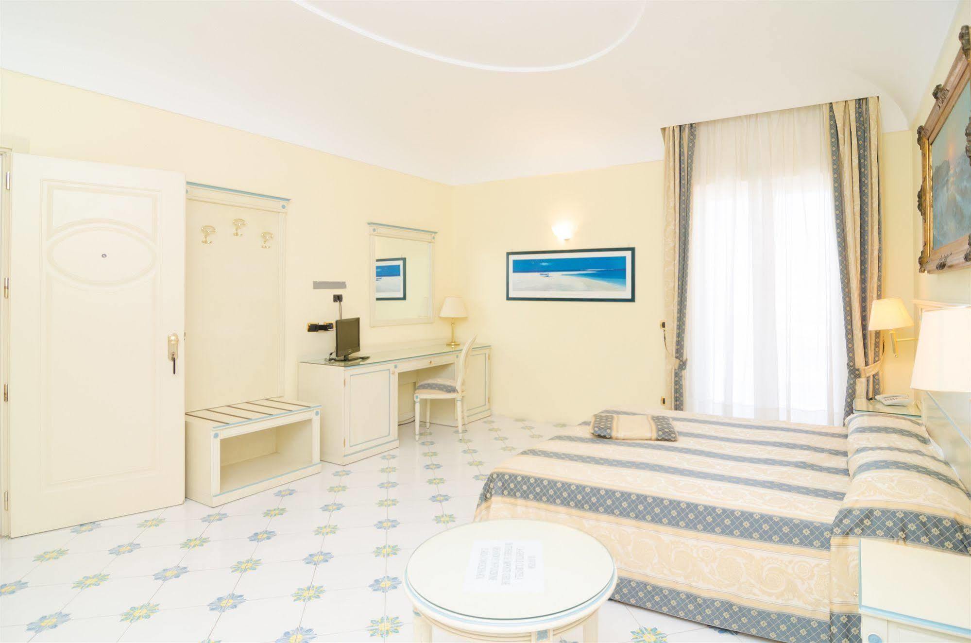 Hotel Flora Wellness & Beauty Ischia Luaran gambar